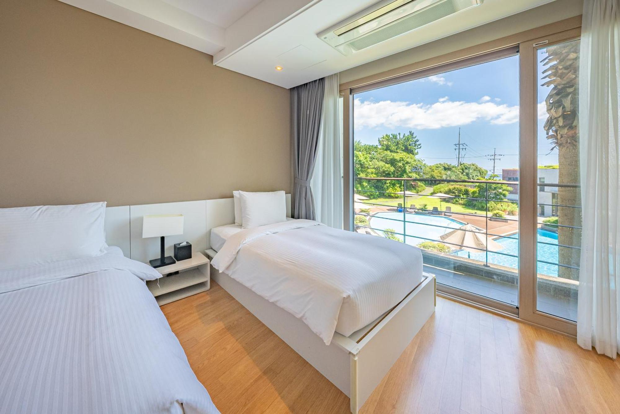 The Grand Sumorum Seogwipo Exterior photo