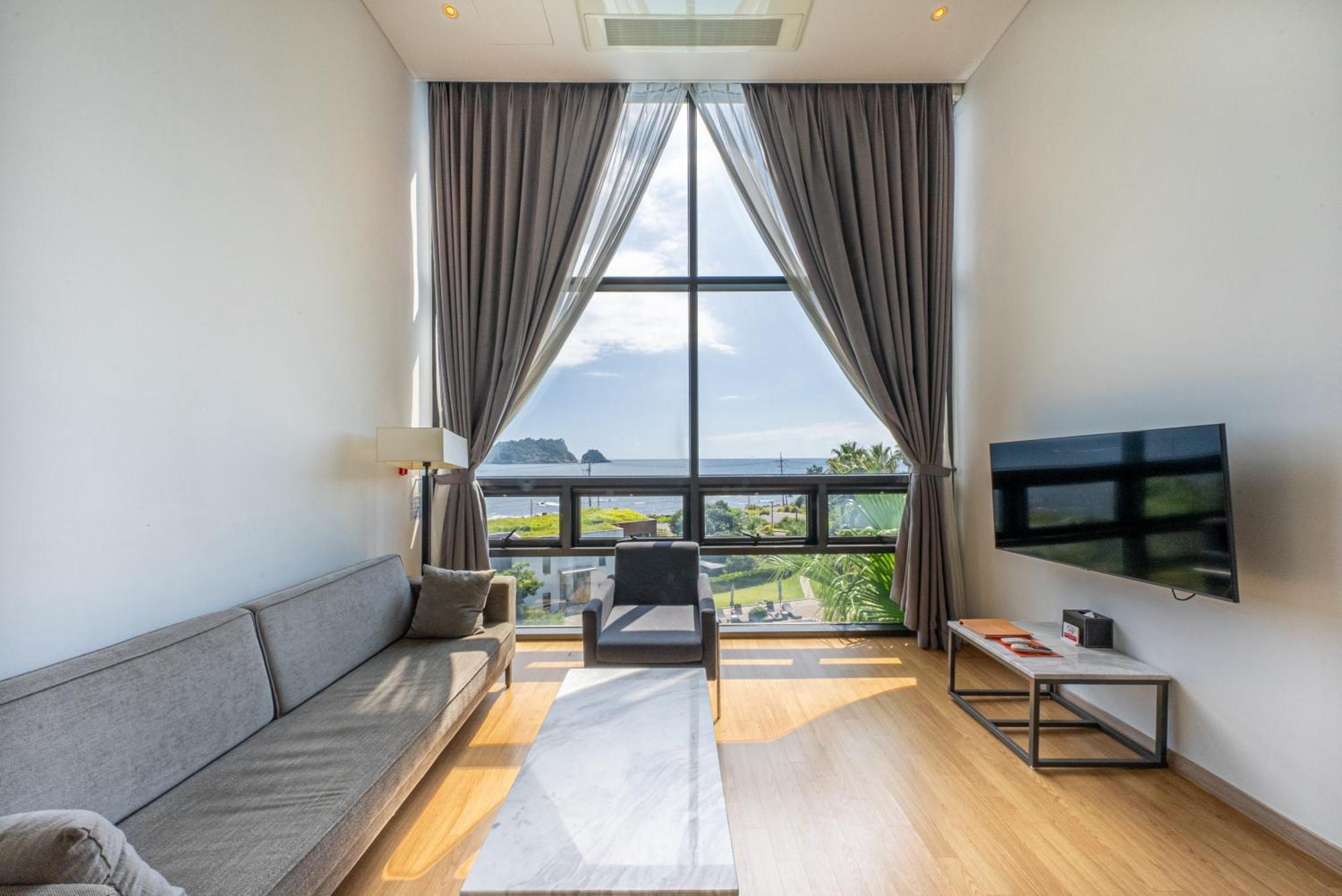 The Grand Sumorum Seogwipo Exterior photo
